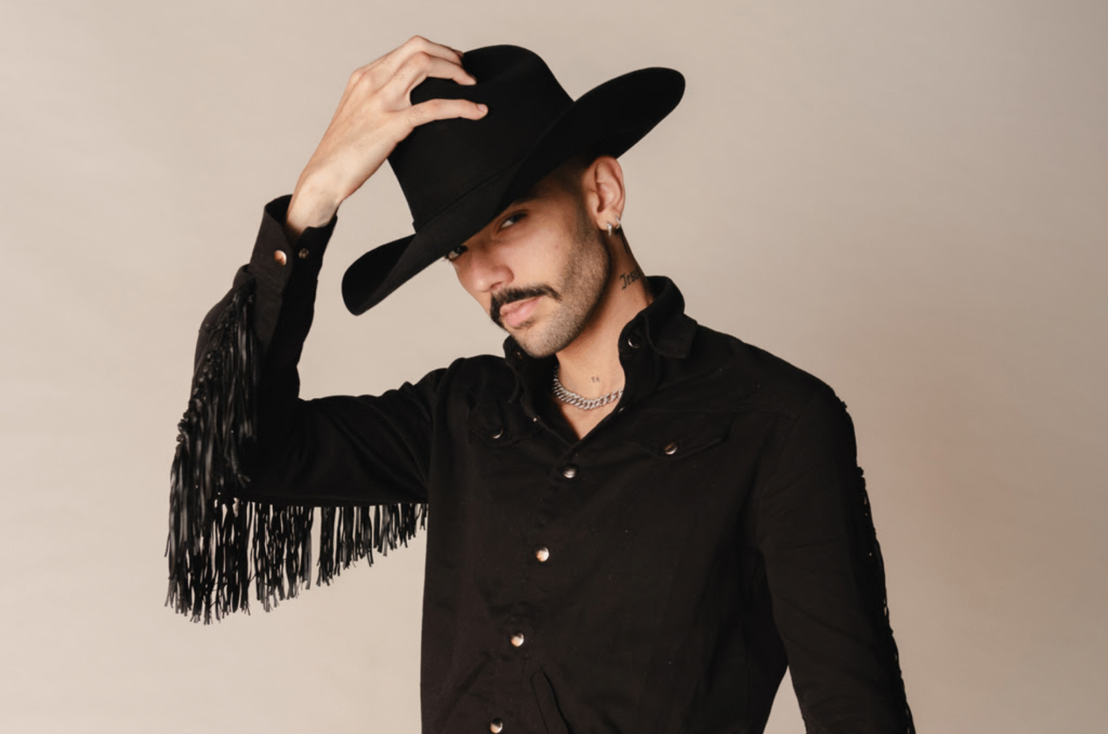 Briga nos bastidores da Dança dos Famosos: Luan Pereira expõe empurrão de Dado Dolabella e dispara — “o cara perdeu a razão”