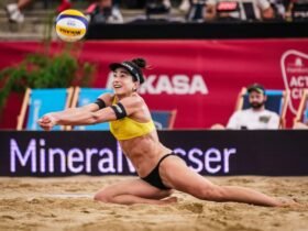 Carol Solberg é suspensa pela FIVB após declaração sobre Bolsonaro em torneio