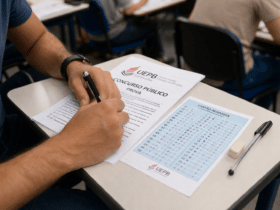 candidatos realizando prova de concurso uepb 2026 em campus da universidade estadual da paraíba durante processo seletivo público